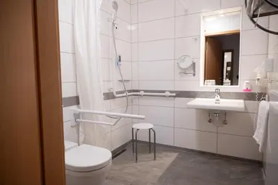 Ein Badezimmer in der Unterkunft Hotel & Café Ritter von Böhl