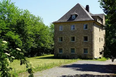 Das Gebäude in dem sich das Hotel befindet
