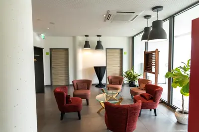 Ein Sitzbereich in der Unterkunft Hotel Campo