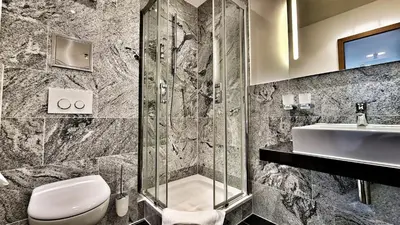 Ein Badezimmer in der Unterkunft Hotel Restaurant Felix
