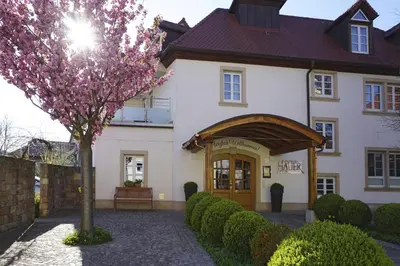 Das Gebäude in dem sich das Hotel befindet