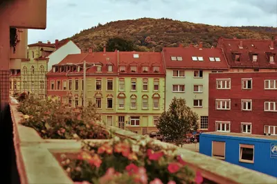 Ein allgemeiner Bergblick oder ein Berglick von der Ferienwohnung aus
