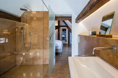 Ein Badezimmer in der Unterkunft Loblocher Hof