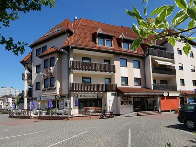 Das Gebäude in dem sich das Hotel befindet
