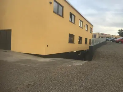 Das Gebäude in dem sich das Hotel befindet