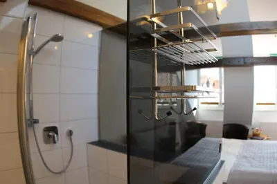 Ein Badezimmer in der Unterkunft Alter Winzerhof Weisenheim am Berg e.K.