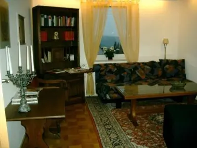 Ein Sitzbereich in der Unterkunft Gästehaus Eichwald