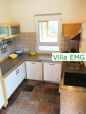Küche/Küchenzeile in der Unterkunft Ferienhaus Event Haus EMG Hockenheim für Familien und Gruppen bis 22 Personen mit Partyraum