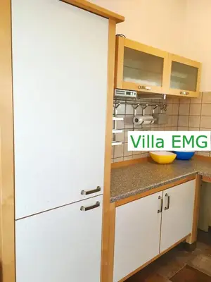 Küche/Küchenzeile in der Unterkunft Ferienhaus Event Haus EMG Hockenheim für Familien und Gruppen bis 22 Personen mit Partyraum