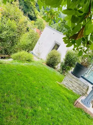 Ein Garten an der Unterkunft Apartment End