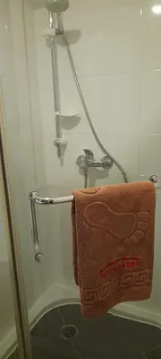 Ein Badezimmer in der Unterkunft Pension Haus Baron 2 Friedrichsfeld
