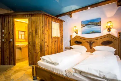 Ein Bett oder Betten in einem Zimmer der Unterkunft ALLVITALIS Traumhotel