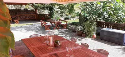 Ein Garten an der Unterkunft Gästehaus Gerhardt