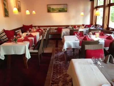 Ein Restaurant oder anderes Speiselokal in der Unterkunft Johanneshof Gästehaus