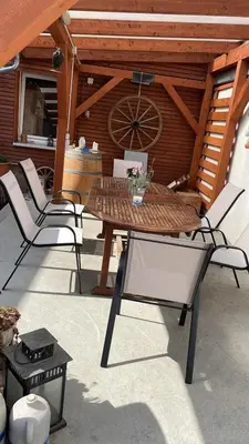 Ein Sitzbereich in der Unterkunft Villa Kerzenheimer Tor
