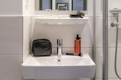Ein Badezimmer in der Unterkunft Felix Hotel Darmstadt