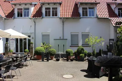 Das Gebäude in dem sich das Hotel befindet