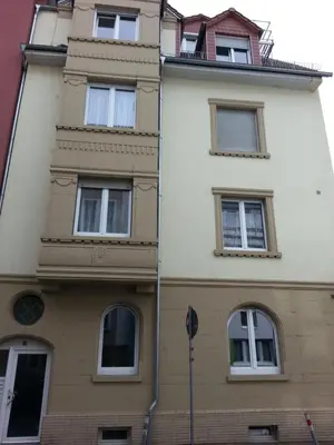 Das Gebäude in dem sich die Ferienwohnung befindet