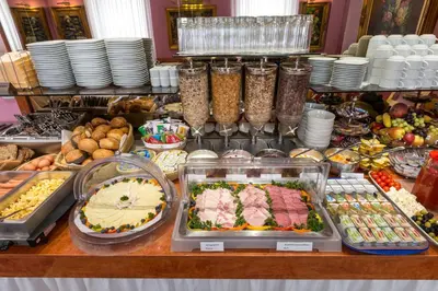 Essen im Hotel oder in der Nähe