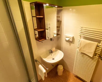 Ein Badezimmer in der Unterkunft Landhotel Kühler Grund