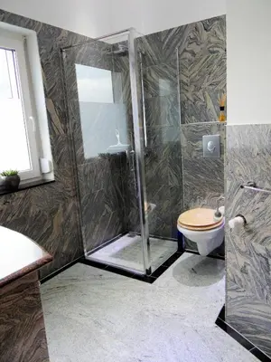 Ein Badezimmer in der Unterkunft Travelers Home