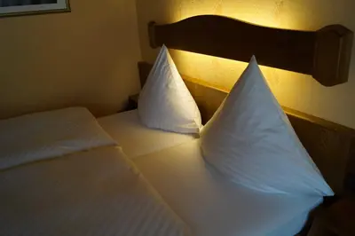 Grundriss der Unterkunft Cafe Best Gästezimmer