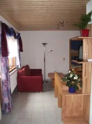 Ein Sitzbereich in der Unterkunft Berliner Hütte