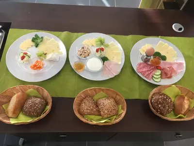 Essen in der Ferienwohnung oder in der Nähe