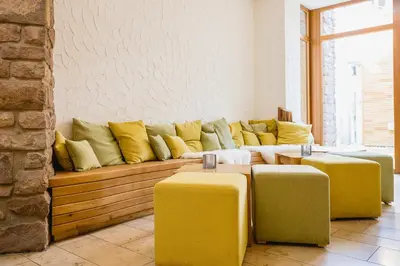 Ein Sitzbereich in der Unterkunft Hotel - Restaurant Bastenhaus
