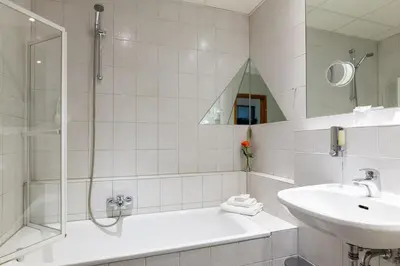 Ein Badezimmer in der Unterkunft Residenz Royal