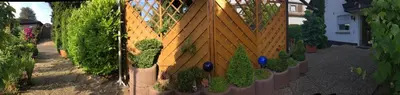 Ein Garten an der Unterkunft Urberacher Hof