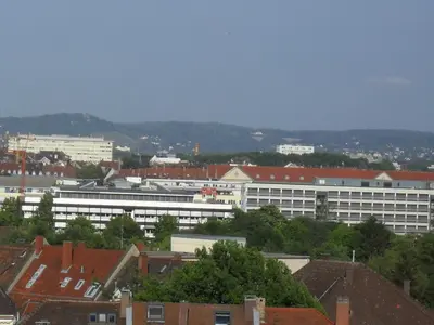 Ein allgemeiner Bergblick oder ein Berglick von der Ferienwohnung aus