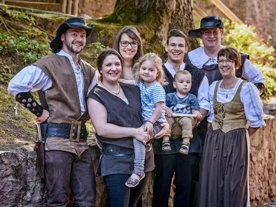 Gäste, die in der Unterkunft Schloss Auerbach Große Ferienwohnung übernachten