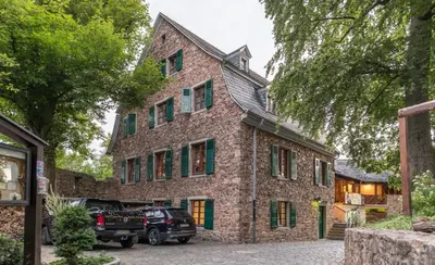 Das Gebäude in dem sich die Ferienwohnung befindet