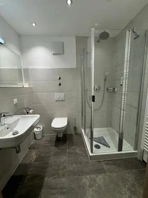 Ein Badezimmer in der Unterkunft Küffner Hof