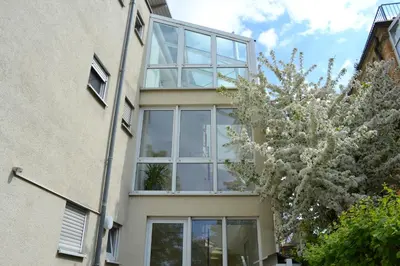 Das Gebäude in dem sich die Ferienwohnung befindet