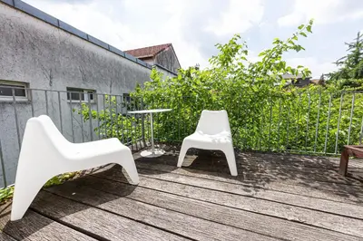 Ein Garten an der Unterkunft Gruppenhaus Darmstadt