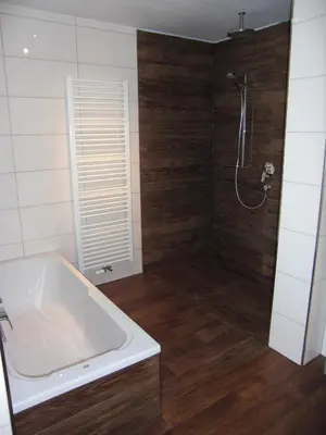 Ein Badezimmer in der Unterkunft Wald-Hotel Heppe