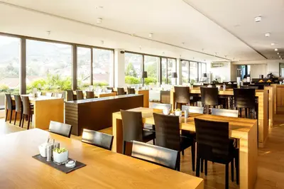 Ein Restaurant oder anderes Speiselokal in der Unterkunft Midori - The Green Guesthouse