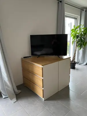 TV/Unterhaltungsangebot in der Unterkunft Gemütliches Apartment nahe Porsche