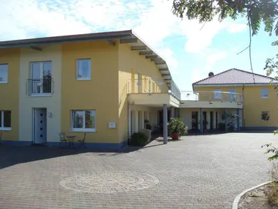 Das Gebäude in dem sich die Pension befindet