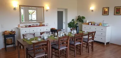 Küche/Küchenzeile in der Unterkunft Gästehaus Weingut Glas
