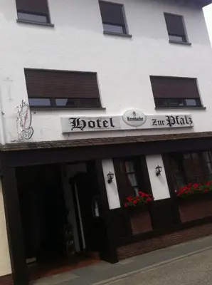 Das Gebäude in dem sich die Pension befindet