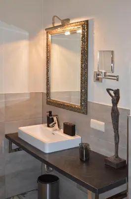 Ein Badezimmer in der Unterkunft Vinotel Dollt-Kern