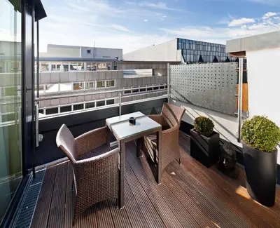 Ein Balkon oder eine Terrasse in der Unterkunft GuestHouse Mannheim