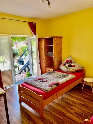 Ein Bett oder Betten in einem Zimmer der Unterkunft Gästehaus Kerle