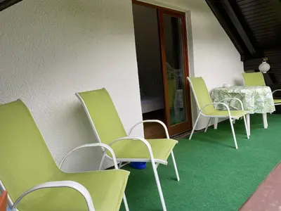 Ein Sitzbereich in der Unterkunft Ferienwohnung Seerose Bad Wildbad i. Schwarzwald