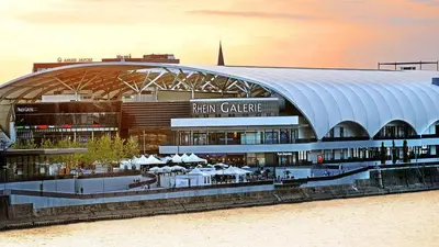 Das Gebäude in dem sich das Hotel befindet