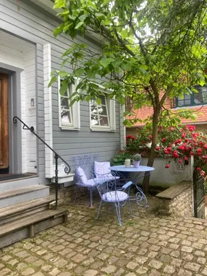 Ein Garten an der Unterkunft Hotel Gästehaus Hochmann Stadecken