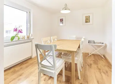 Grundriss der Unterkunft City Apartment Hasenheide - Wohnung mit 3 Schlafzimmern und Balkon mit Landschaftsblick